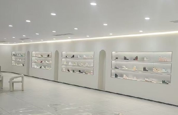 Expositor de envases cosméticos