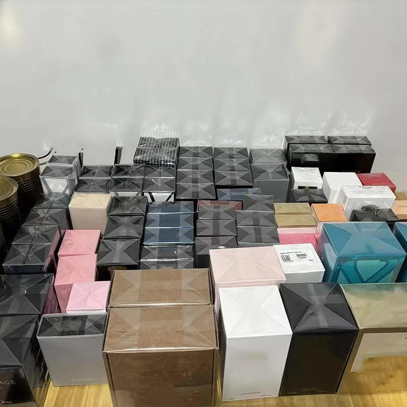 Стеклянный флакон-спрей для духов Luxe для женщин 100 мл