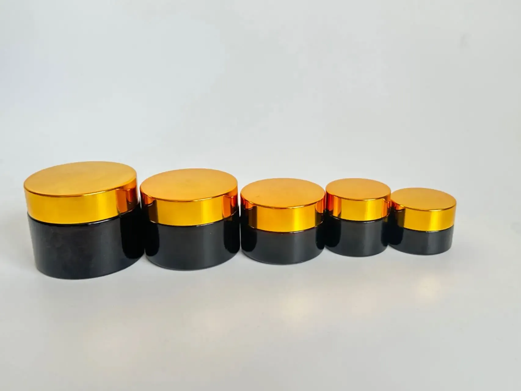 H86320cbda945441ba3b2567f29071d34W Hot-selling glass Cosmetic face cream jar