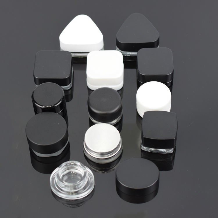 A77064ae710e840469ae08d97f27ac968D Triangle Shape Thick Wall Clear Glass Child Resistant Jars 5ml