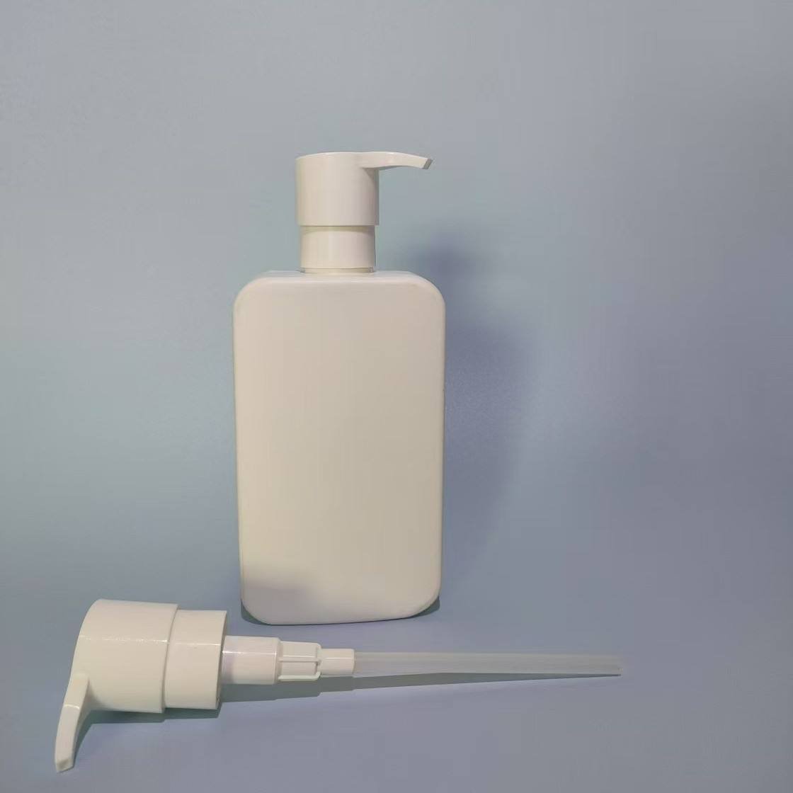 Custom Pink Flat Square HDPE Plastic Shampoo Bottle Hair Conditioner Bottle with Pump 250ml 350ml 500ml