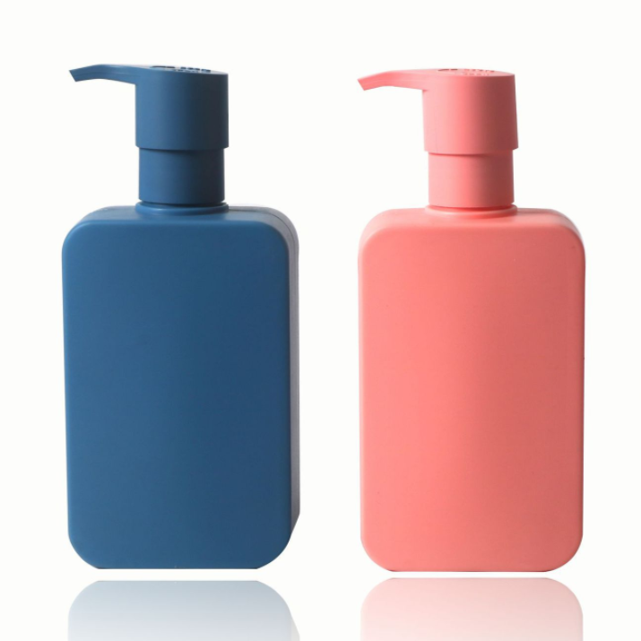 Hd6f40d5529aa4fcfb1ca34b6be634ceb0 Custom Pink Flat Square HDPE Plastic Shampoo Bottle Hair Conditioner Bottle with Pump 250ml 350ml 500ml