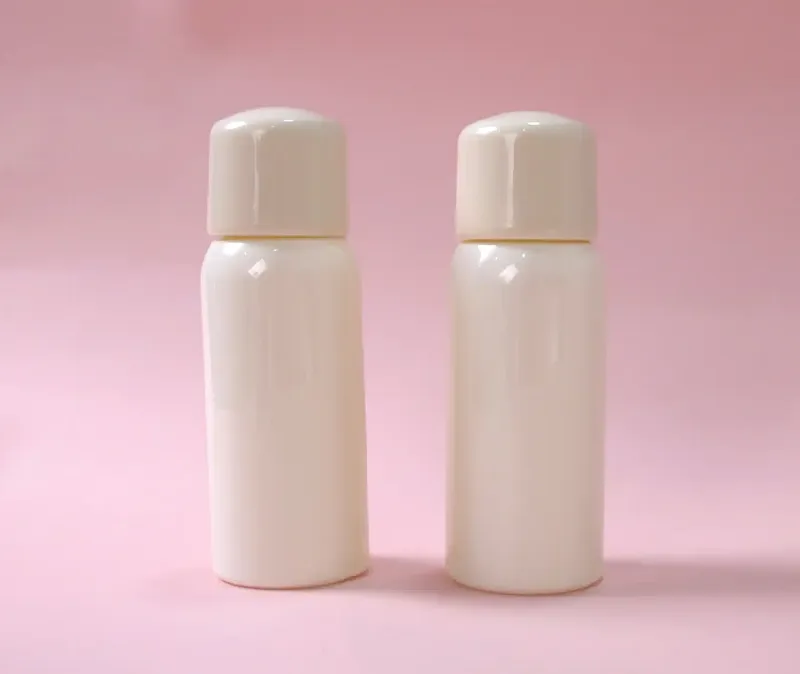 botella con atomizador para protector solar